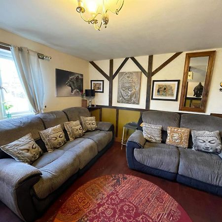 Kirklevington Yarm Cottages Sleeping 12 מראה חיצוני תמונה