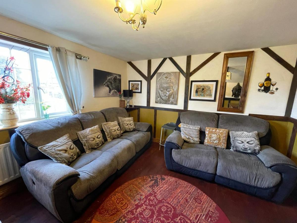 Kirklevington Yarm Cottages Sleeping 12 מראה חיצוני תמונה