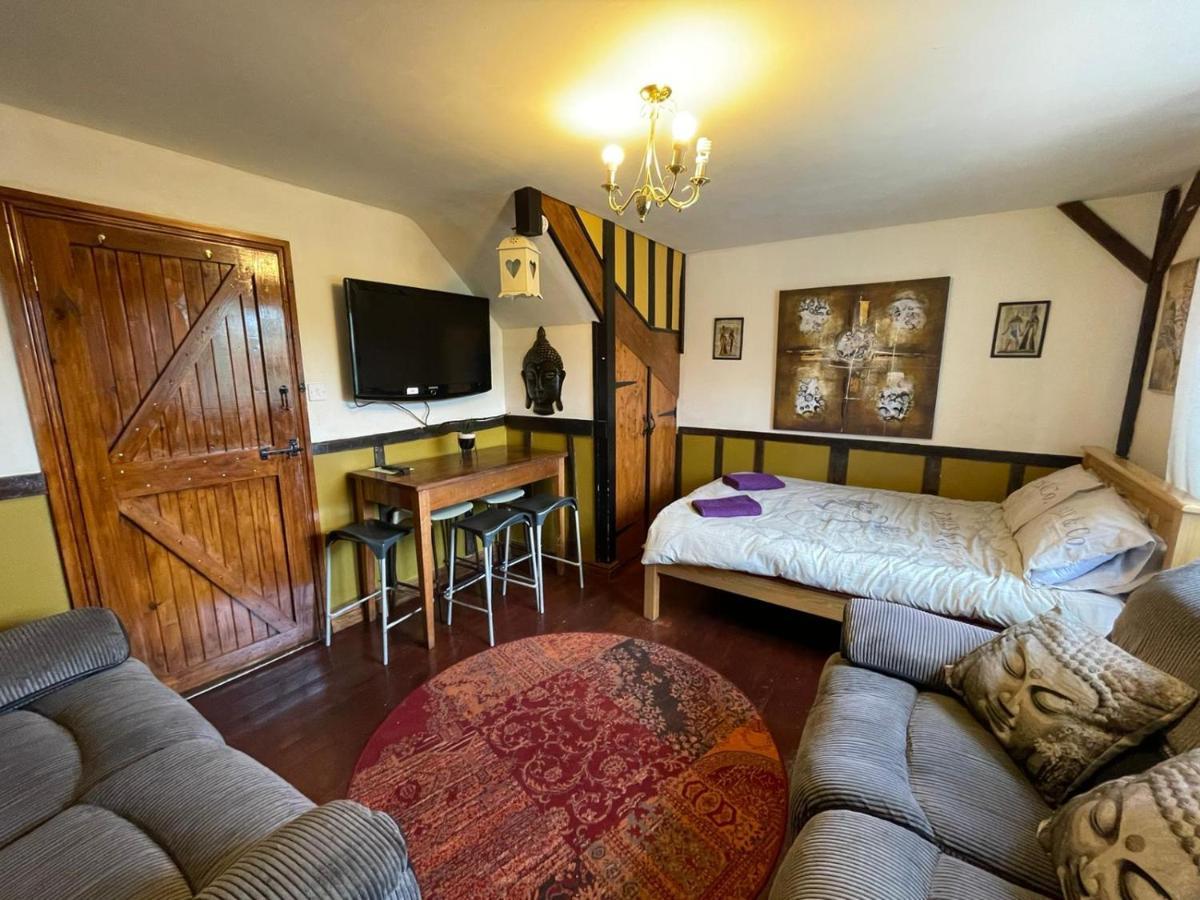 Kirklevington Yarm Cottages Sleeping 12 מראה חיצוני תמונה