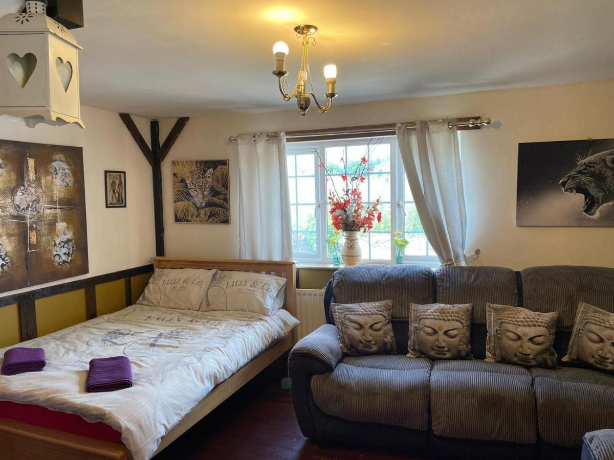 Kirklevington Yarm Cottages Sleeping 12 מראה חיצוני תמונה